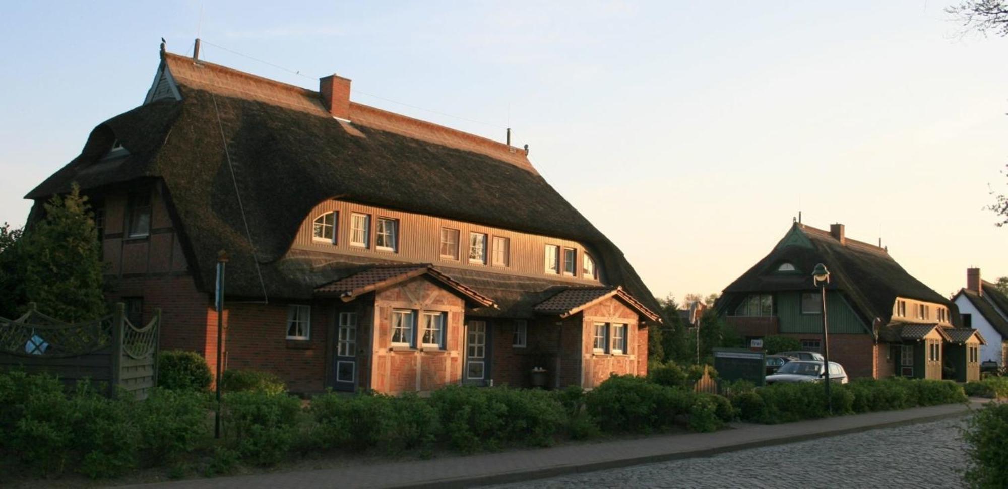 Ferienwohnung Nr 02 Og Spitzboden Born Luaran gambar